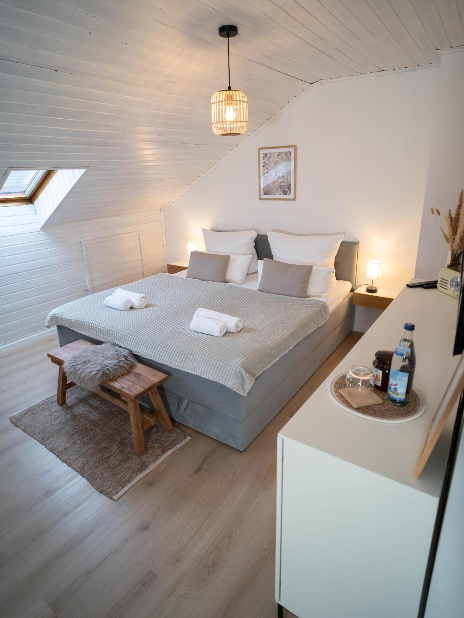Charmantes Apartment Mit Balkon Mindelheim Extérieur photo